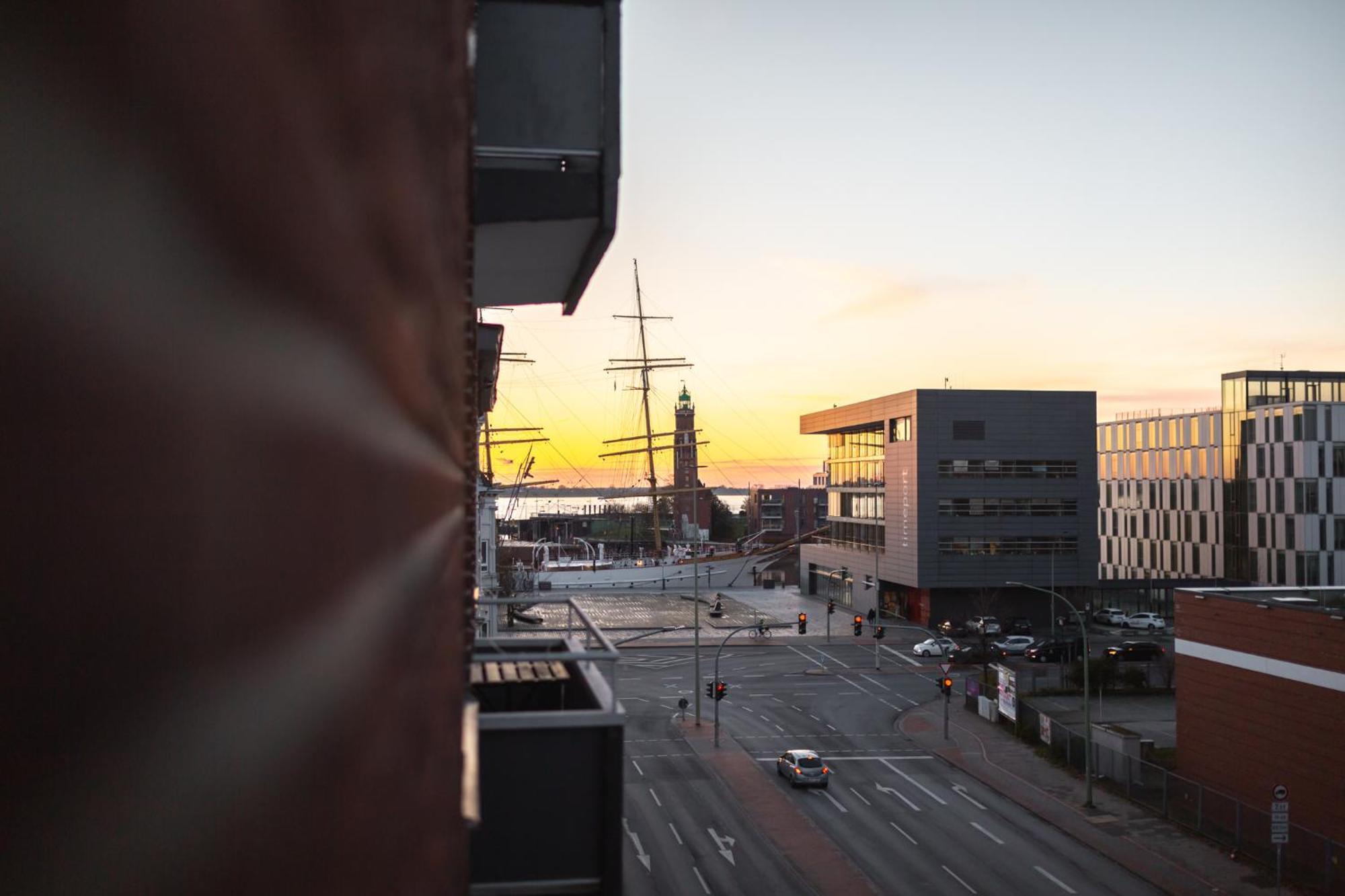 Koje Neun I Apartment Im Zentrum Mit Hafenblick ブレーマーハーフェン エクステリア 写真